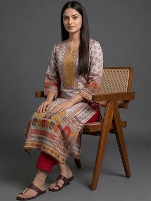 everyday classic women ethnic motifs printed regular chanderi silk kurta with trousers 5