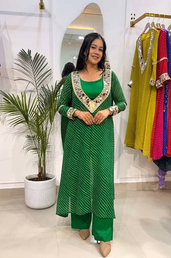 Emerald lehariya co-ord set