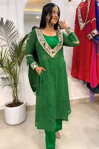 Emerald lehariya co-ord set