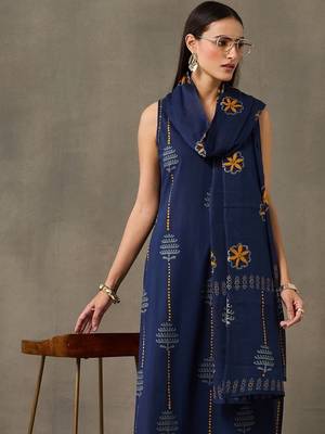 office-wear women ethnic motifs printed regular cotton kurta with trousers & with dupatta 5