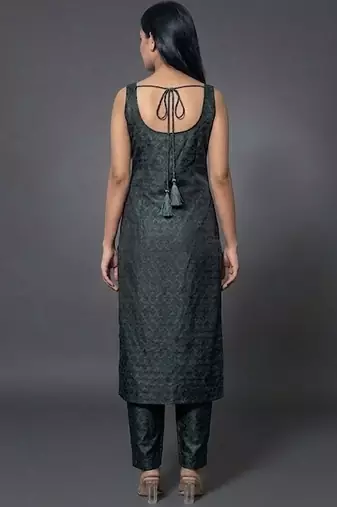 formal women regular kurta with trousers