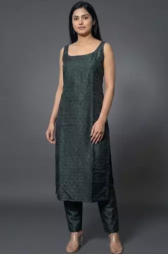 formal women regular kurta with trousers