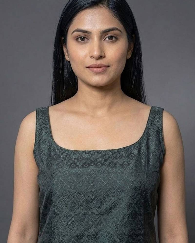 formal women regular kurta with trousers