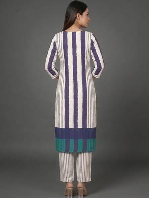 everyday classic women printed regular kurta with trousers 3