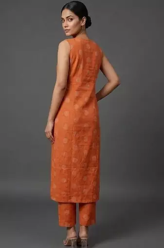 structured workwear women ethnic motifs printed regular kurta with trousers