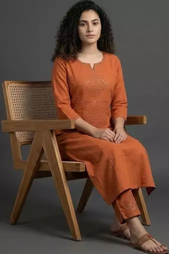 everyday classic women ethnic motifs embroidered regular beads and stones kurta with trousers