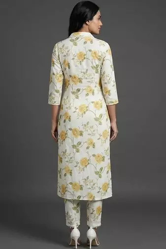 smart women floral printed regular kurta with trousers