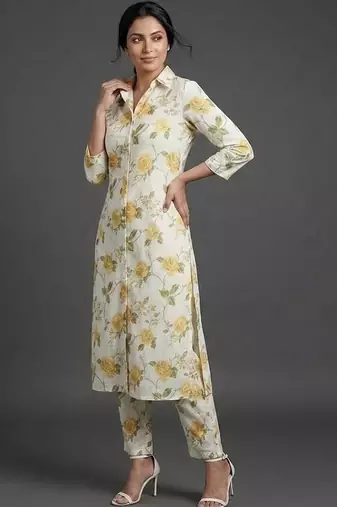 smart women floral printed regular kurta with trousers