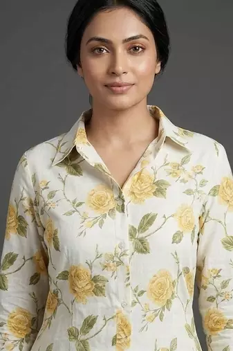 smart women floral printed regular kurta with trousers
