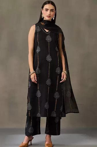 structured workwear women ethnic motifs printed regular cotton kurta with trousers & with dupatta