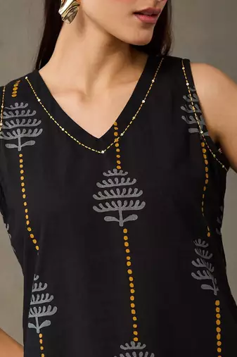 structured workwear women ethnic motifs printed regular cotton kurta with trousers & with dupatta