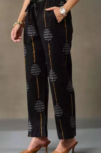 structured workwear women ethnic motifs printed regular cotton kurta with trousers & with dupatta