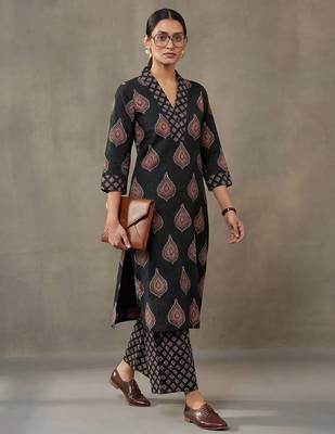 tailored women ethnic motifs printed regular cotton kurta with palazzos 1