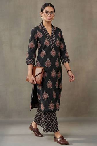 tailored women ethnic motifs printed regular cotton kurta with palazzos