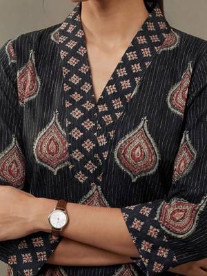 tailored women ethnic motifs printed regular cotton kurta with palazzos 2
