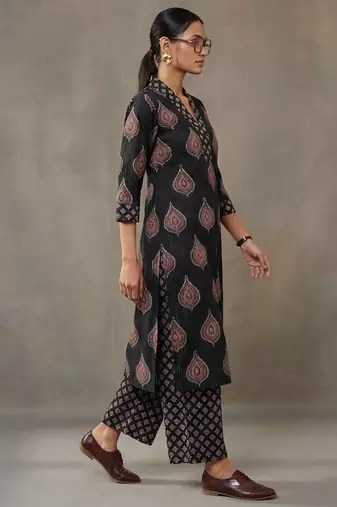 tailored women ethnic motifs printed regular cotton kurta with palazzos