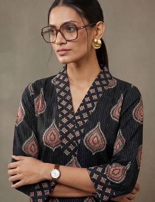tailored women ethnic motifs printed regular cotton kurta with palazzos 6