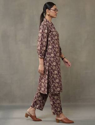 contemporary formal women floral printed regular cotton kurta with trousers 3