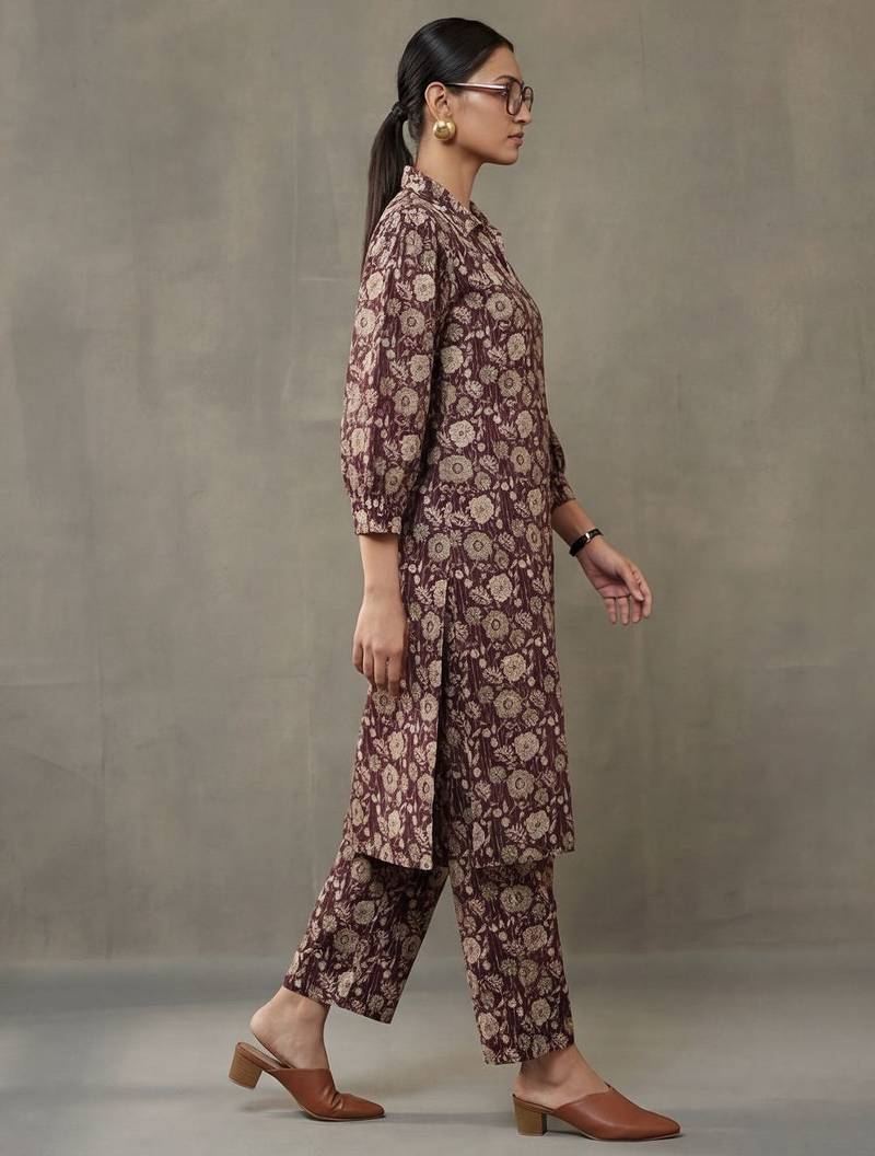 contemporary formal women floral printed regular cotton kurta with trousers