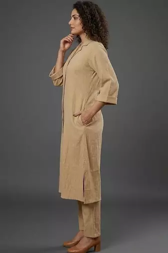 formal women regular silk crepe kurta with trousers