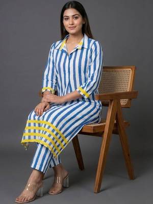 office-wear women printed regular kurta with trousers 5
