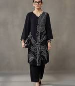 smart women ethnic motifs embroidered regular thread work kurta with trousers
