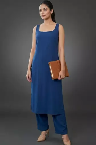 smart women regular kurta with trousers