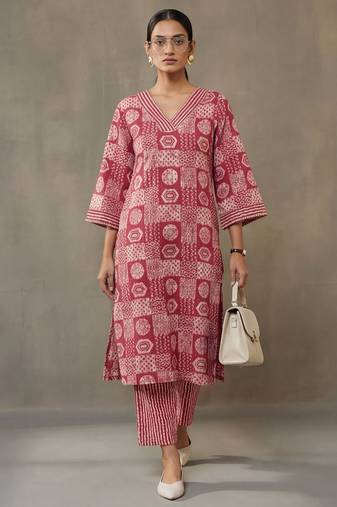 everyday classic women ethnic motifs printed regular cotton kurta with trousers