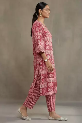 everyday classic women ethnic motifs printed regular cotton kurta with trousers