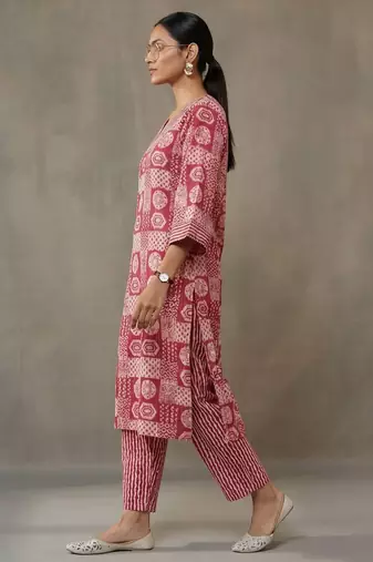 everyday classic women ethnic motifs printed regular cotton kurta with trousers