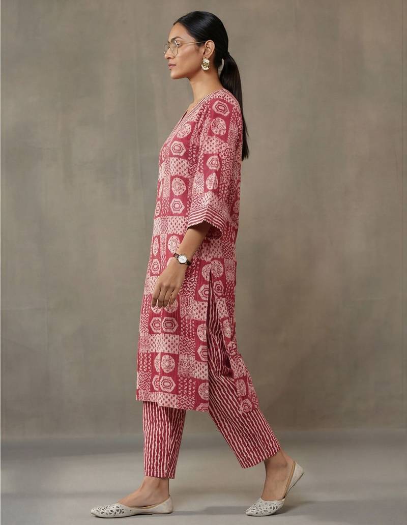 everyday classic women ethnic motifs printed regular cotton kurta with trousers