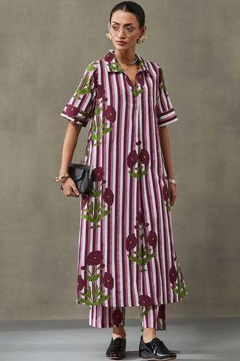 workwear women printed regular cotton kurta with trousers