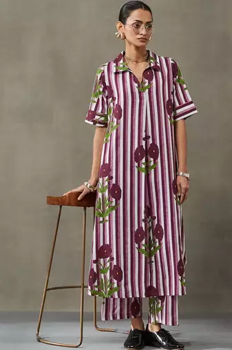 workwear women printed regular cotton kurta with trousers