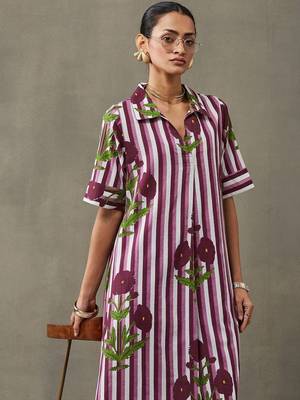 workwear women printed regular cotton kurta with trousers 3