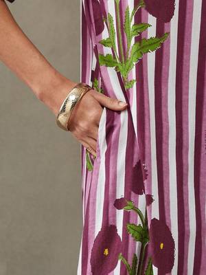 workwear women printed regular cotton kurta with trousers 4
