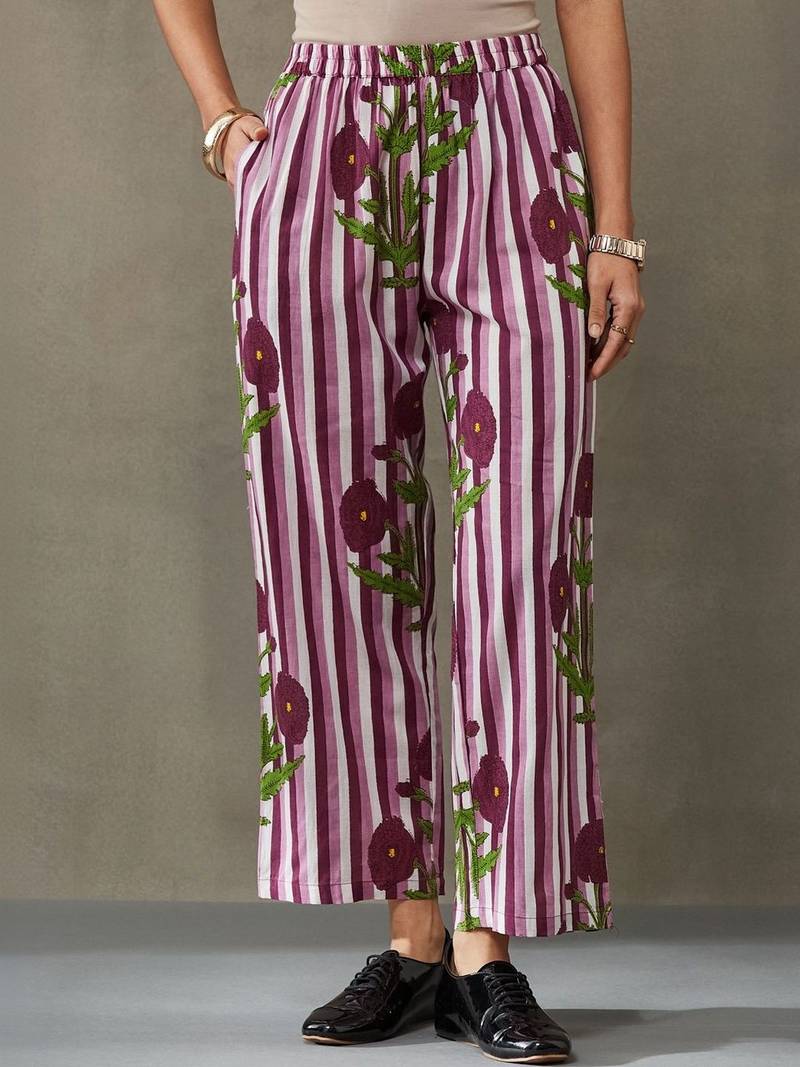 workwear women printed regular cotton kurta with trousers