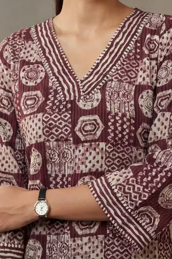 office-wear women ethnic motifs printed regular cotton kurta with trousers