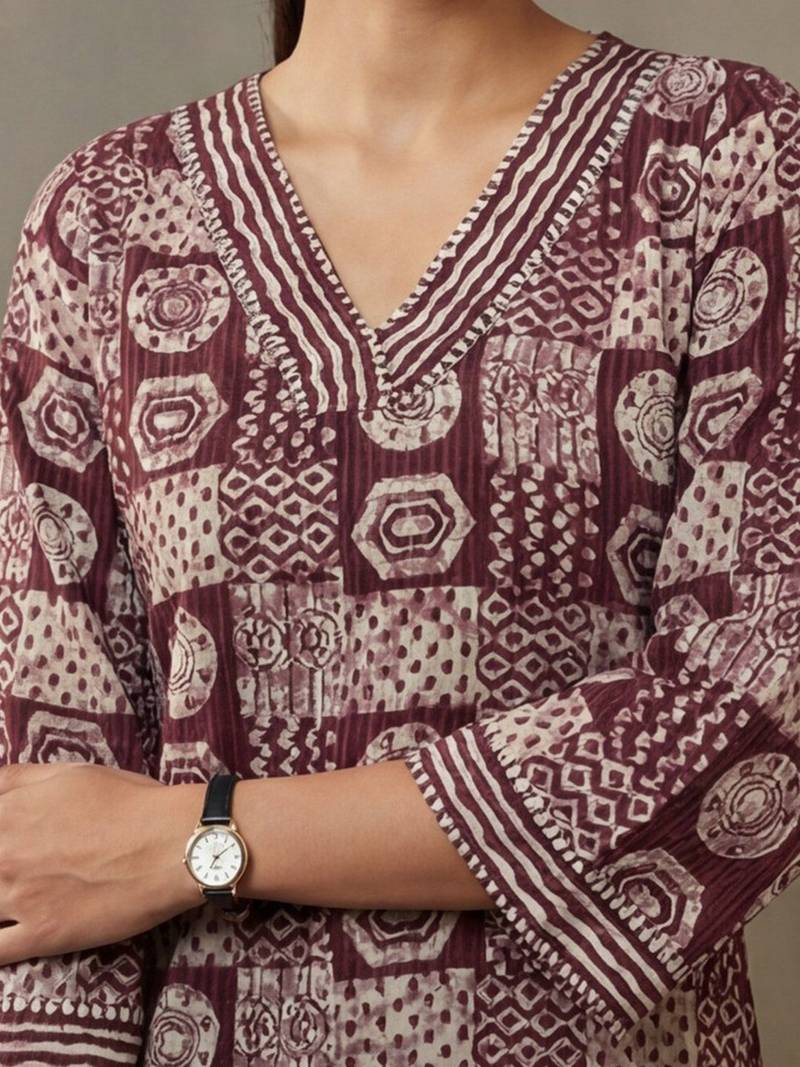 office-wear women ethnic motifs printed regular cotton kurta with trousers