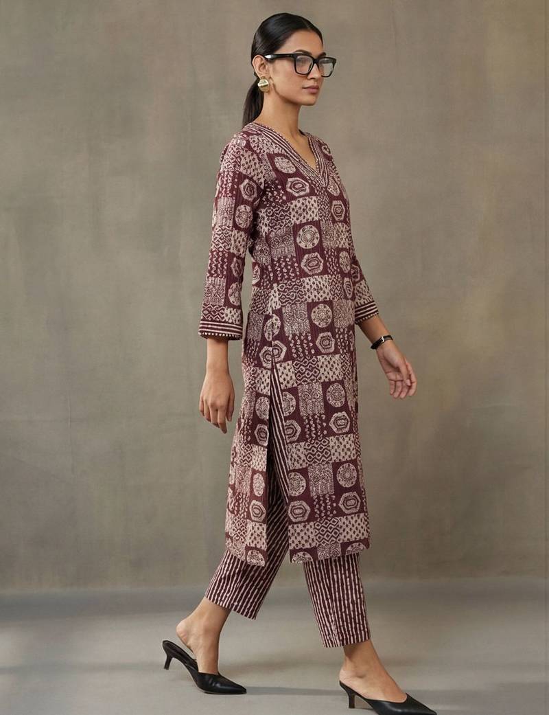 office-wear women ethnic motifs printed regular cotton kurta with trousers
