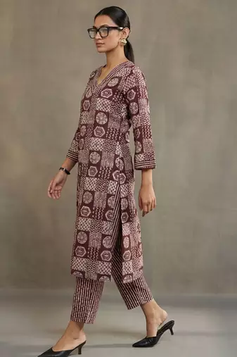 office-wear women ethnic motifs printed regular cotton kurta with trousers