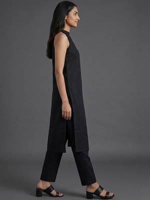 everyday classic women regular kurta with trousers 2