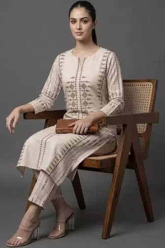 formal women printed regular chanderi silk kurta with trousers