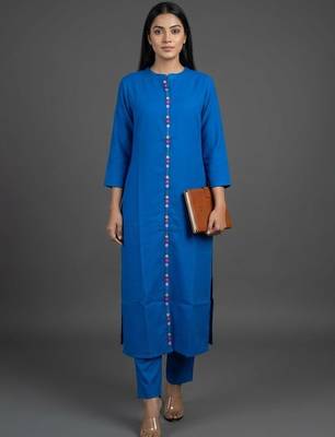 smart women regular thread work kurta with trousers 1