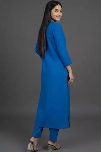 smart women regular thread work kurta with trousers