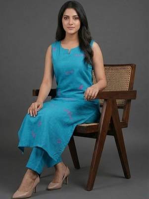 formal women ethnic motifs embroidered regular thread work kurta with trousers 5