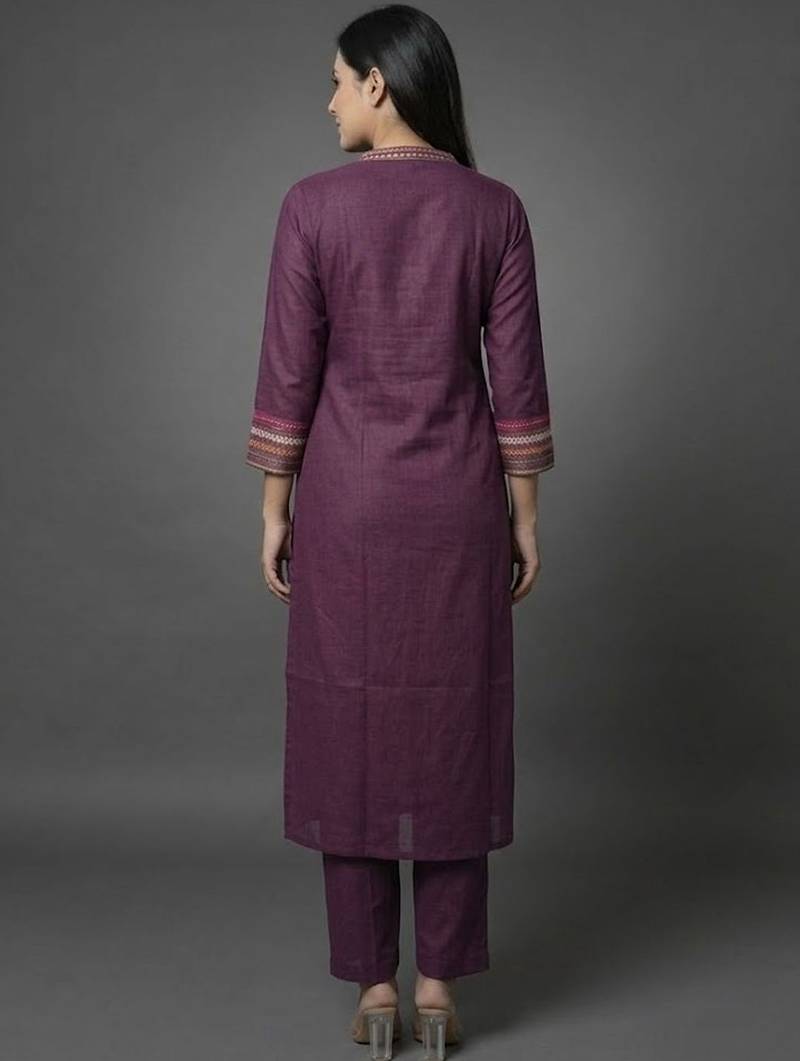 smart women ethnic motifs embroidered regular thread work kurta with trousers
