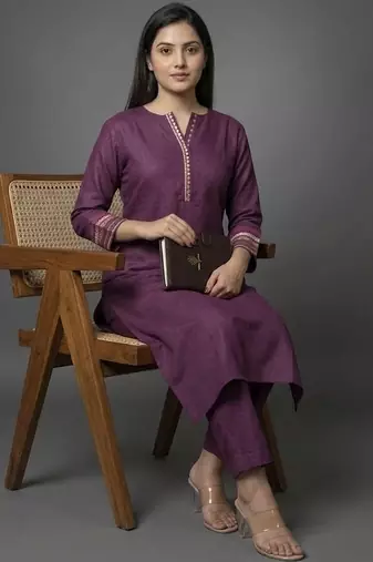 smart women ethnic motifs embroidered regular thread work kurta with trousers