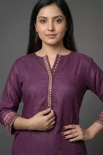 smart women ethnic motifs embroidered regular thread work kurta with trousers