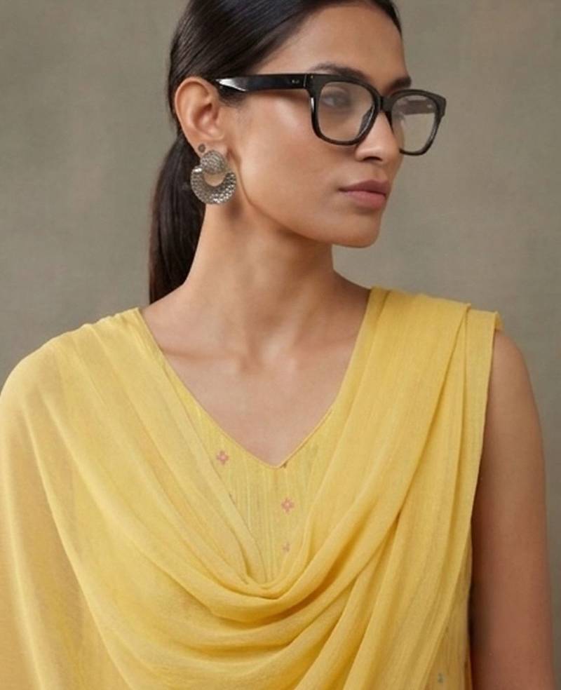 smart women ethnic motifs printed regular cotton kurta with trousers & with dupatta