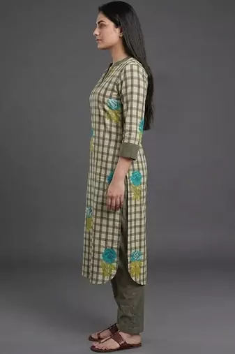 contemporary formal women printed regular kurta with trousers